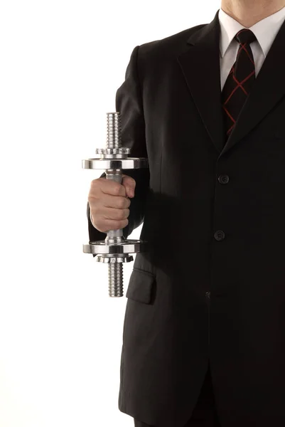 重みを持つ男性の腕の部分的なビュー — ストック写真