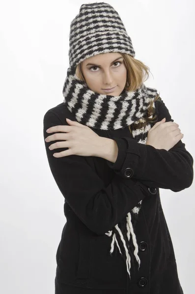 Mujer Vistiendo Ropa Invierno Frío —  Fotos de Stock