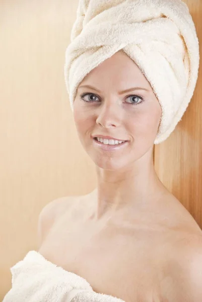 Young Woman Towel Wrapped Her Head — Stock Photo, Image