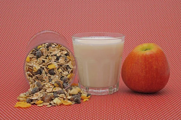 Cereali Muesli Con Bicchiere Latte Mela — Foto Stock