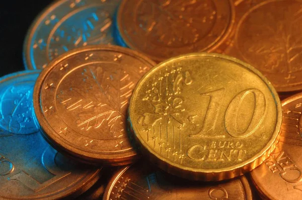 Σωρός Από Κέρματα Ευρώ Χρυσή Κοντινό Πλάνο — Φωτογραφία Αρχείου