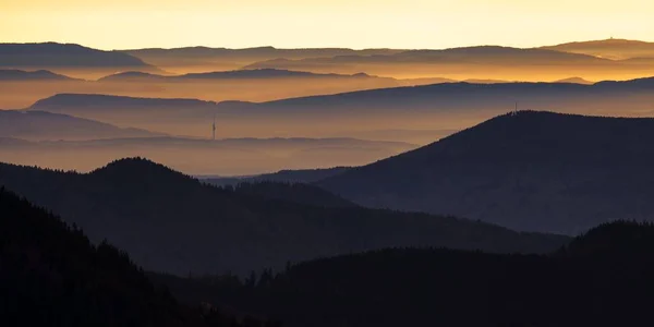 Vista Panorâmica Majestosa Paisagem Montanhosa — Fotografia de Stock