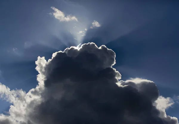 Regenwolken Ziehen Vor Der Sonne Vorbei Portugal Europa — Stockfoto