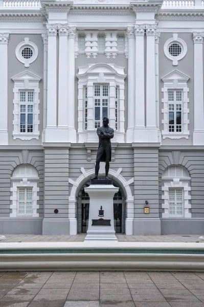 Sir Stamford Raffles Statue Front Victoria Theatre Concert Hall Colonial — Stock Photo, Image