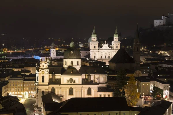 Paisaje Urbano Salzburgo Catedral Iglesia Colegiata Escena Nocturna Salzburgo Austria — Foto de Stock