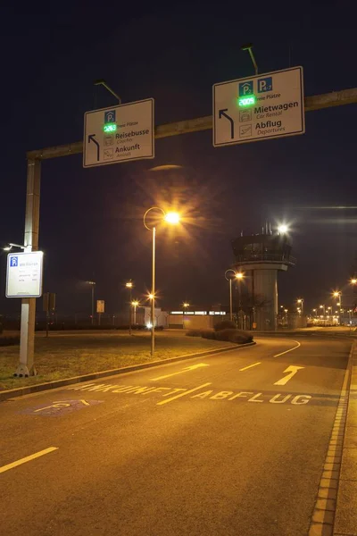 Zufahrtsstraße Zum Flughafen Dortmund Dortmund Ruhrgebiet Nordrhein Westfalen Deutschland Europa — Stockfoto