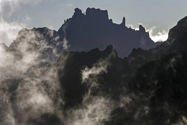 Silhouetten Der Berge Parque Natural Madeira Passat Windwolken Madeira Portugal — Stockfoto