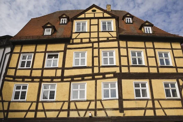 Edificio Amarillo Vigas Entramadas Ciudad Medieval Nrdlingen Baviera Alemania Europa — Foto de Stock