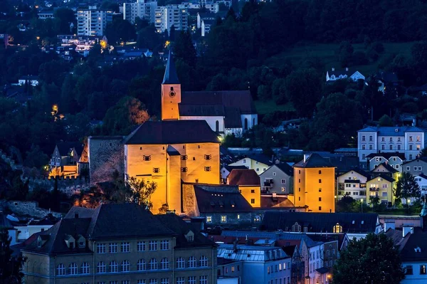 Veste Niederhaus Fortress Back Parish Church Severin Modern Residential Buildings — 图库照片