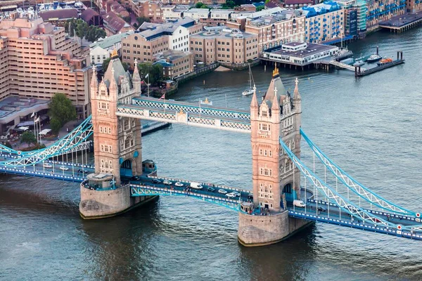 Tower Bridge Através River Thames Londres Inglaterra Reino Unido Europa — Fotografia de Stock