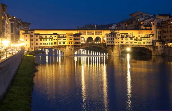 Ponte Vecchio Średniowieczny Most Rzece Arno Wpisany Listę Światowego Dziedzictwa — Zdjęcie stockowe