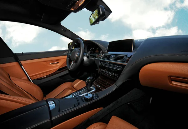Luxury car - interior — Stock Photo, Image