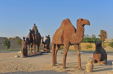 Samarkand: çöl karavanda anıt