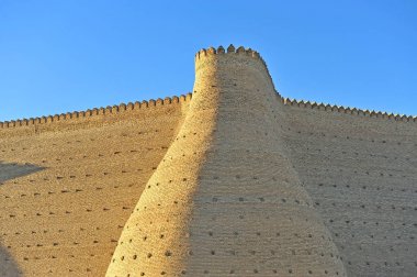 Buhara: günbatımı kale