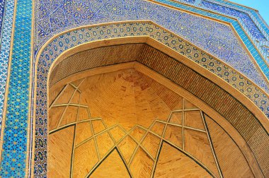 Buhara: medrese altın kemer