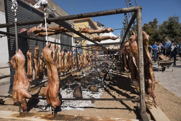 Orgosolo Sardinie Italie Octobre 2019 Cuisson Porceddu Sardo Jeunes Cochons — Photo