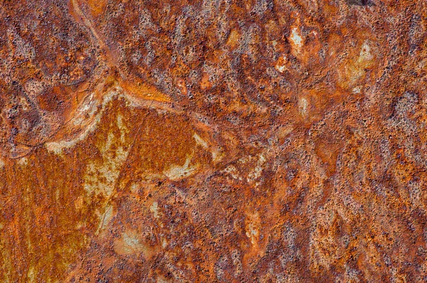 Rusted metallic surface
