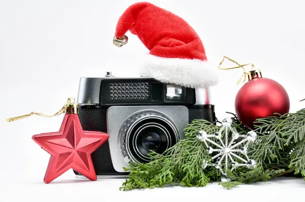 New Year of the Photographer. An old-fashioned Camera and a New — Stock Photo, Image