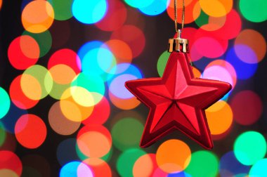Yılbaşı ve yeni yıl oyuncakları Bokeh 'in renkli arka planında