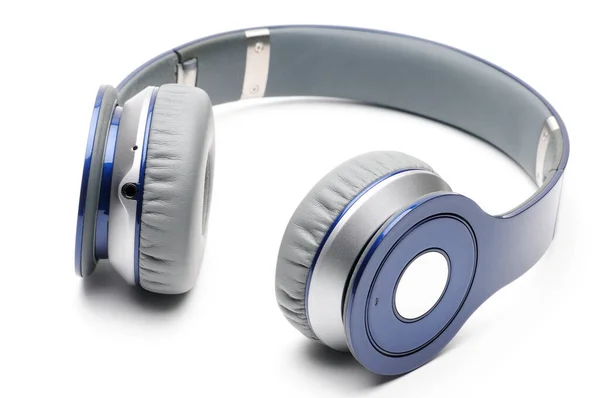 Сучасні Навушники Прослуховування Звуку Музики Ізольованому Білому Фоні — стокове фото