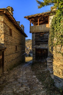 Eski Bulgar köyü Kovaçevitsa 'nın sokak manzarası