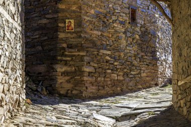 Eski Bulgar köyü Kovaçevitsa 'nın sokak manzarası