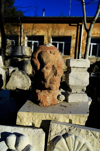 Kunino Village Bulgaria 2020 Views Stonemasonry Vocational Highschool Trabajos Cantería —  Fotos de Stock