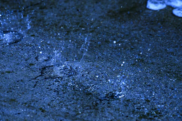 Води Водойми Краплі Світло Кола Синьому — стокове фото