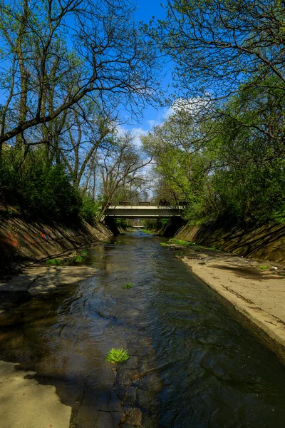 Una Vista Del Río Perlovska Sofía Bulgaria —  Fotos de Stock