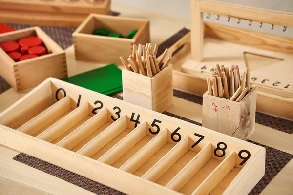 Montessori compter les numéros d'apprentissage des jeux Photo De Stock