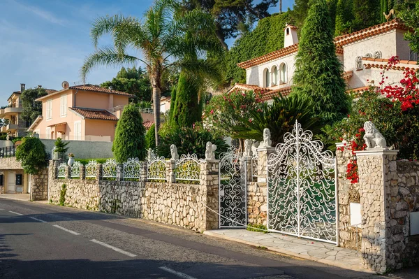 Beautiful villa. French Riviera, France. — Stock Photo, Image
