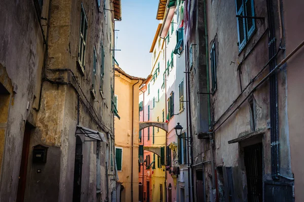 Beautiful ancient streets of the Italian city — Stock Photo, Image