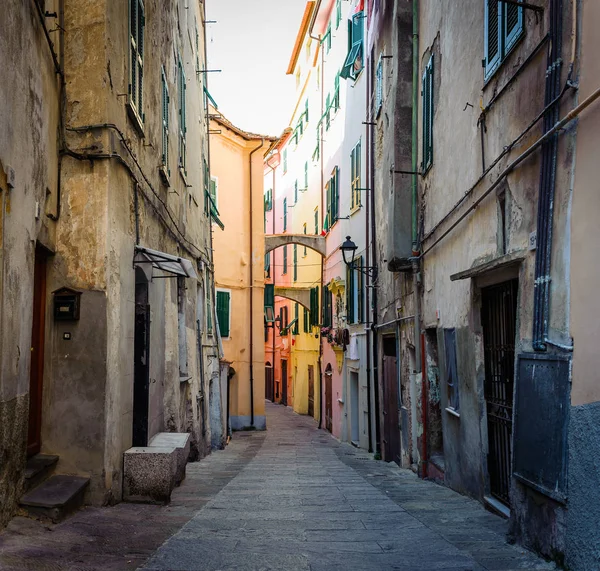 Beautiful ancient streets of the Italian city — Stock Photo, Image