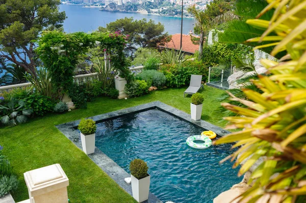Vista panorâmica de Monte Carlo a partir da villa . Imagens De Bancos De Imagens