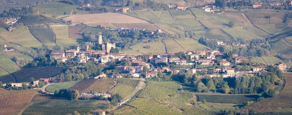 Le Langhe Castiglione Falletto — Stock fotografie