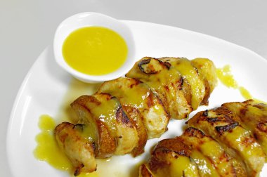 armut ile fırında tavuk fileto