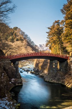Nikko, Japonya (Dünya Mirası ahşap köprü rock ve dağ arasında Shinkyo köprü gerisindedir)
