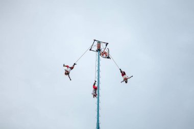 Voladores, Meksika Bungee Kazaklar