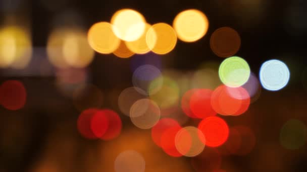 Abstract Kleurrijke levendige wazig Helder kerstlicht Bokeh achtergrond. — Stockvideo