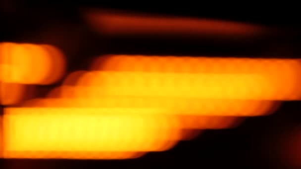 Lumière d'une lampe chauffante dans un séchoir infrarouge en défocalisation . — Video