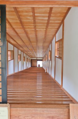 Ohashiroka kapalı bridge içinde kalede Wakayama, Japonya