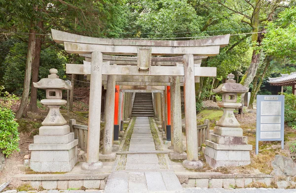 Gosha Jojukyu Shinto Shrine in Tofuku-ji Temple of Kyoto, Japan — Stock Photo, Image