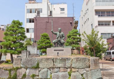 Shibata Katsuie Kitanosho kalesi kalıntıları, Japonya üzerinde anıt