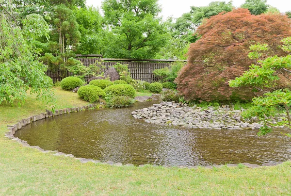 Jardín Kokoen cerca del castillo de Himeji, Japón — Foto de Stock