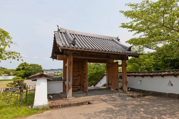 Yotsuashimon utfärda utegångsförbud för av Kakegawa slott, Shizuoka prefektur, Japan — Stockfoto