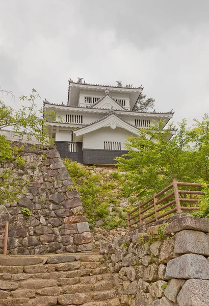 Donjon van kasteel Yoshida, Aichi Prefecture, Japan — Stockfoto