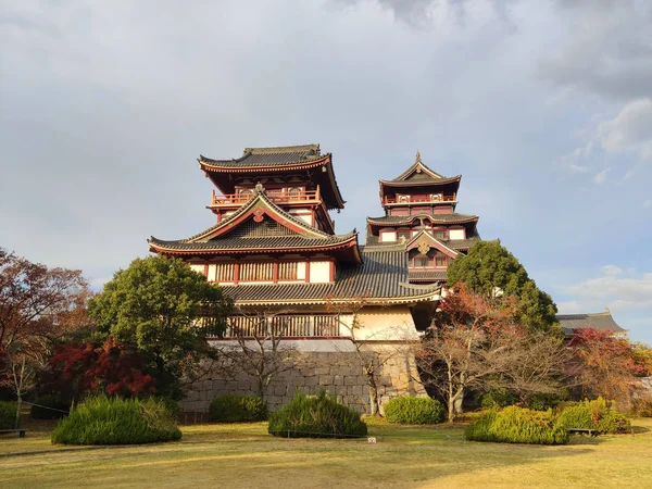 日本京都 2019年11月17日 抚顺城堡 另一个名字Momoyama 的主城堡 要塞始建于1594年 被废弃在Xvii 于1964年重建 — 图库照片