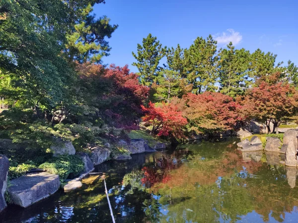 Nagoya Ιαπωνία Νοεμβρίου 2019 Λίμνη Ryusenko Στον Κήπο Tokugawaen Κοντά — Φωτογραφία Αρχείου