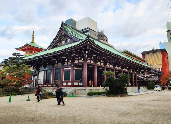 福岡市 2019年11月28日 福岡の本堂 空海の僧によって806年に発見され 九州島で最も古い真言宗の寺院です — ストック写真