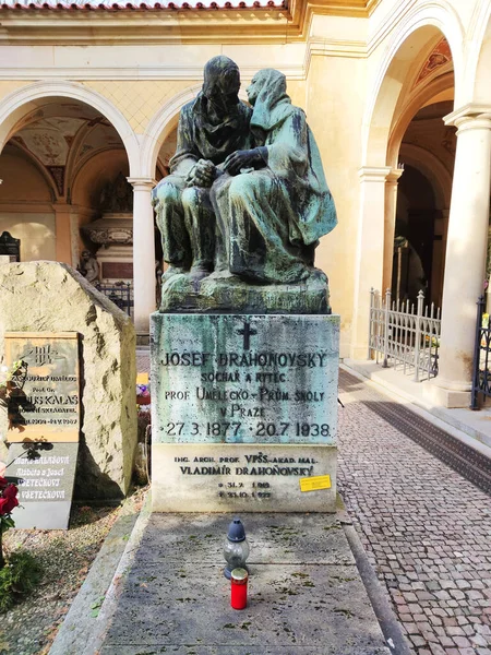 Prague République Tchèque Mars 2020 Tombeau Josef Drahonovsky Cimetière Vysehrad — Photo